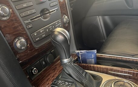Nissan Patrol, 2011 год, 2 450 000 рублей, 6 фотография