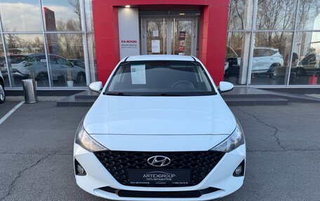 Hyundai Solaris II рестайлинг, 2020 год, 1 565 000 рублей, 2 фотография