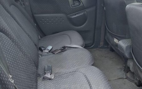 Toyota FunCargo, 2004 год, 470 000 рублей, 6 фотография