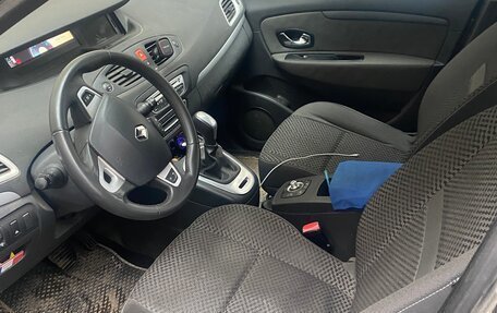 Renault Scenic III, 2011 год, 500 000 рублей, 2 фотография