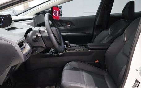 Toyota Prius IV XW50, 2024 год, 3 620 013 рублей, 10 фотография