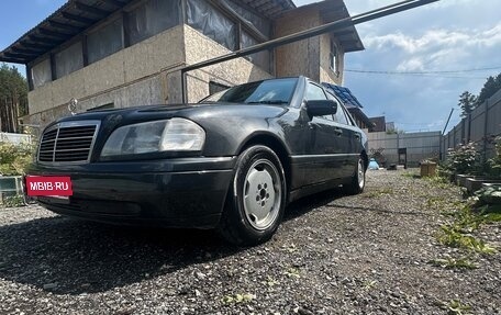 Mercedes-Benz C-Класс, 1995 год, 250 000 рублей, 1 фотография