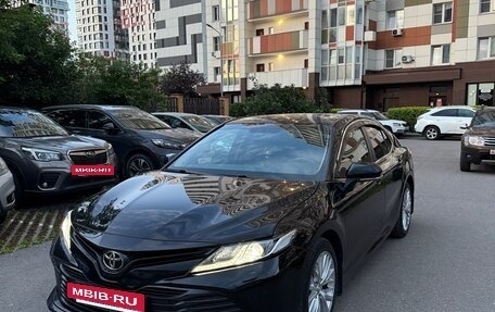 Toyota Camry, 2019 год, 2 500 000 рублей, 5 фотография