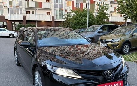 Toyota Camry, 2019 год, 2 500 000 рублей, 10 фотография