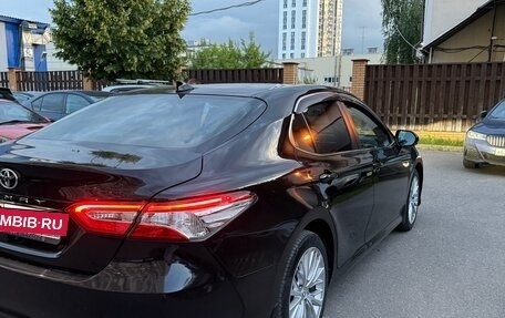 Toyota Camry, 2019 год, 2 500 000 рублей, 9 фотография
