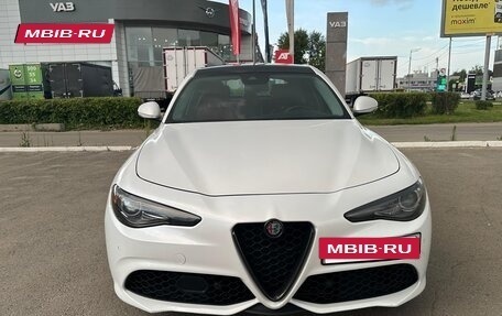Alfa Romeo Giulia II, 2018 год, 1 980 000 рублей, 2 фотография