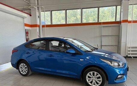 Hyundai Solaris II рестайлинг, 2018 год, 1 285 000 рублей, 4 фотография