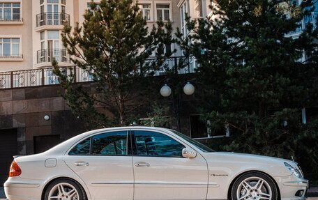 Mercedes-Benz E-Класс AMG, 2004 год, 2 550 000 рублей, 3 фотография