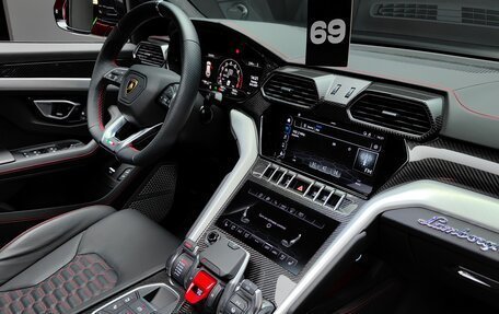 Lamborghini Urus I, 2022 год, 33 900 000 рублей, 27 фотография