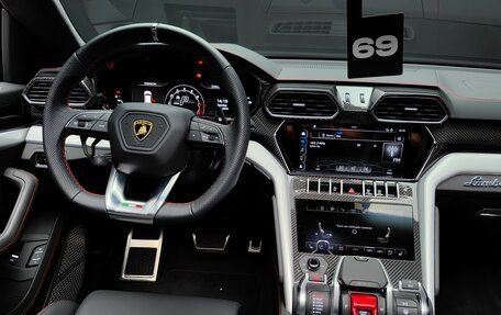 Lamborghini Urus I, 2022 год, 33 900 000 рублей, 30 фотография