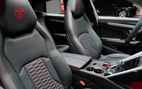 Lamborghini Urus I, 2022 год, 33 900 000 рублей, 25 фотография