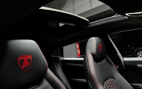 Lamborghini Urus I, 2022 год, 33 900 000 рублей, 40 фотография