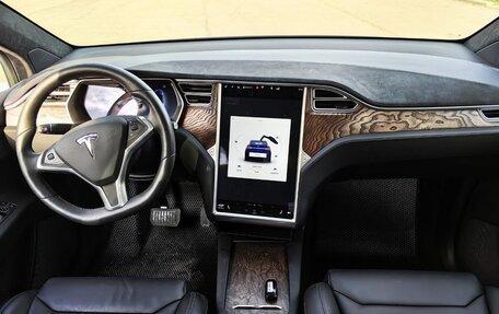 Tesla Model X I, 2017 год, 3 900 000 рублей, 9 фотография