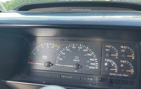 Chrysler Voyager II, 1993 год, 530 000 рублей, 31 фотография