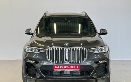 BMW X7, 2021 год, 10 970 000 рублей, 2 фотография