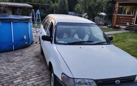 Toyota Corolla, 2001 год, 350 000 рублей, 2 фотография