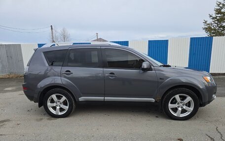 Mitsubishi Outlander III рестайлинг 3, 2008 год, 1 150 000 рублей, 13 фотография