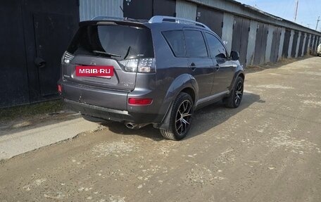Mitsubishi Outlander III рестайлинг 3, 2008 год, 1 150 000 рублей, 16 фотография