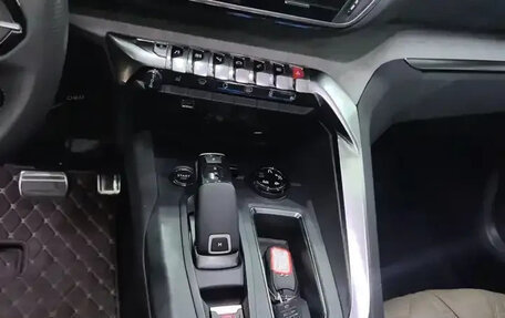 Peugeot 4008, 2022 год, 1 700 000 рублей, 8 фотография