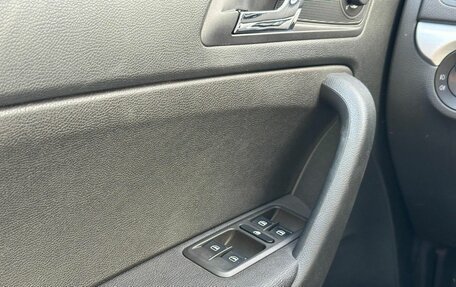 Skoda Yeti I рестайлинг, 2015 год, 1 283 000 рублей, 14 фотография