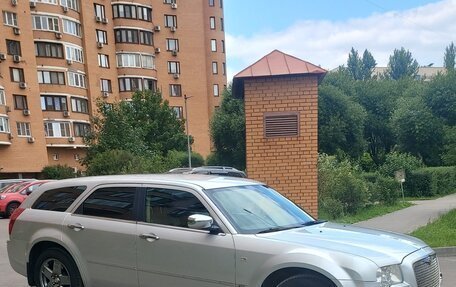 Chrysler 300C II, 2005 год, 1 700 000 рублей, 9 фотография
