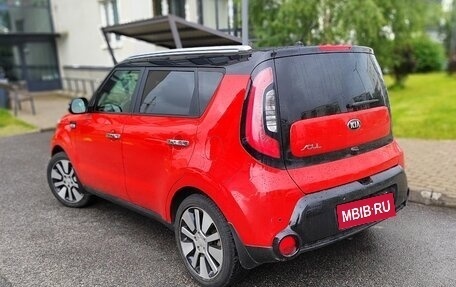 KIA Soul II рестайлинг, 2016 год, 1 550 000 рублей, 2 фотография