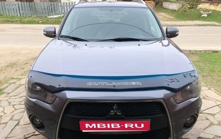 Mitsubishi Outlander III рестайлинг 3, 2010 год, 1 300 000 рублей, 3 фотография