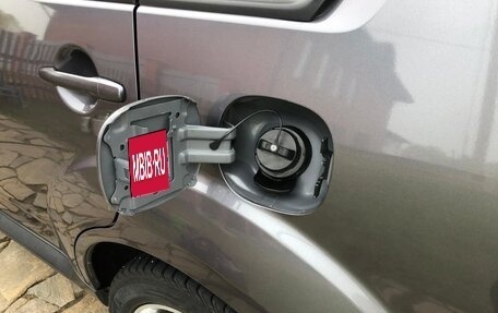 Mitsubishi Outlander III рестайлинг 3, 2010 год, 1 300 000 рублей, 12 фотография