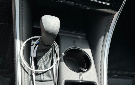 Toyota Avalon, 2022 год, 3 700 000 рублей, 13 фотография