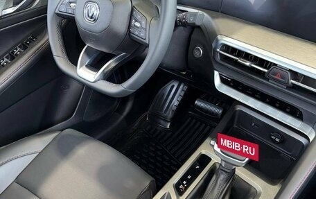 Changan CS35 Plus, 2024 год, 2 089 900 рублей, 18 фотография