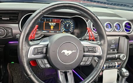 Ford Mustang VI рестайлинг, 2018 год, 2 681 700 рублей, 13 фотография