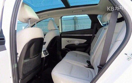 Hyundai Tucson, 2022 год, 2 350 000 рублей, 6 фотография