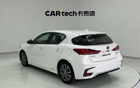 Lexus CT I рестайлинг, 2020 год, 2 150 000 рублей, 7 фотография