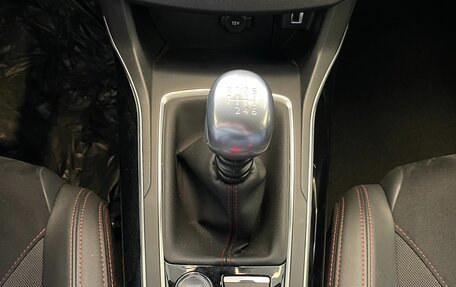 Peugeot 308 GTi I рестайлинг, 2019 год, 2 090 000 рублей, 19 фотография
