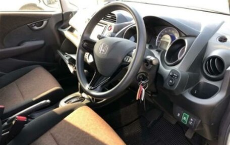 Honda Fit Shuttle I рестайлинг, 2015 год, 1 100 000 рублей, 3 фотография
