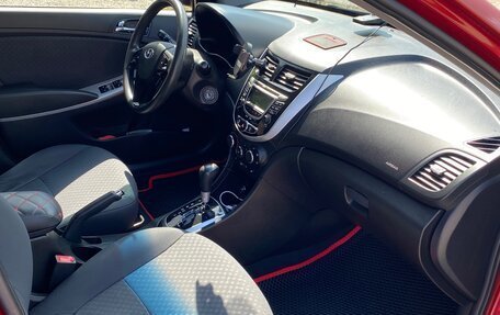 Hyundai Solaris II рестайлинг, 2013 год, 920 000 рублей, 4 фотография