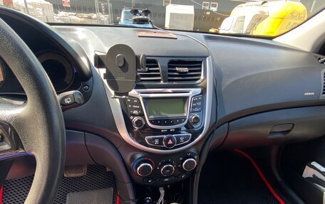 Hyundai Solaris II рестайлинг, 2013 год, 920 000 рублей, 7 фотография