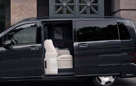 Mercedes-Benz V-Класс, 2021 год, 14 990 000 рублей, 21 фотография