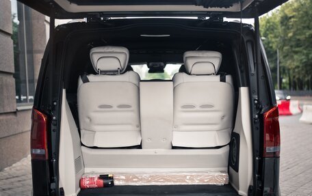 Mercedes-Benz V-Класс, 2021 год, 14 990 000 рублей, 26 фотография