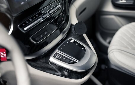 Mercedes-Benz V-Класс, 2021 год, 14 990 000 рублей, 34 фотография