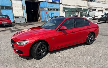BMW 3 серия, 2013 год, 1 950 000 рублей, 4 фотография