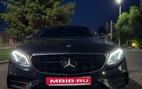 Mercedes-Benz E-Класс, 2018 год, 3 600 000 рублей, 2 фотография