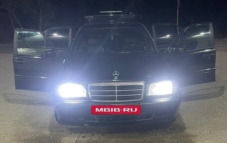Mercedes-Benz C-Класс, 1998 год, 435 000 рублей, 3 фотография