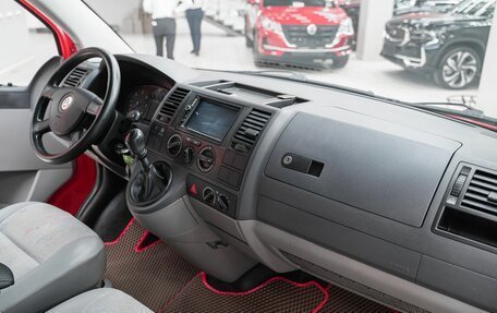 Volkswagen Transporter T5 рестайлинг, 2008 год, 1 099 000 рублей, 12 фотография