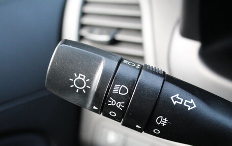 Hyundai Solaris II рестайлинг, 2015 год, 995 000 рублей, 10 фотография