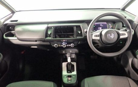 Honda Fit, 2022 год, 930 000 рублей, 5 фотография