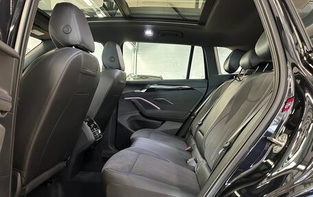 Volkswagen Tiguan, 2025 год, 4 990 000 рублей, 25 фотография