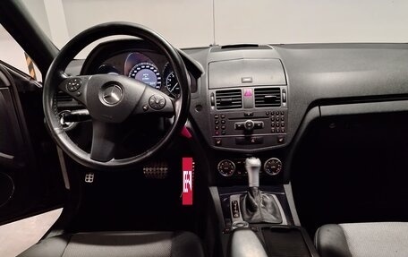 Mercedes-Benz C-Класс, 2010 год, 990 000 рублей, 10 фотография