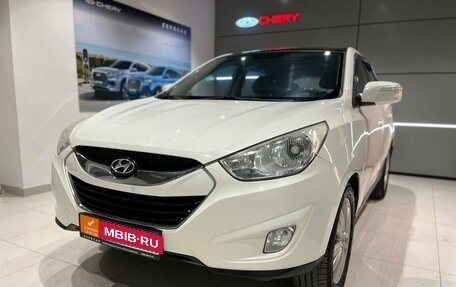 Hyundai Tucson III, 2010 год, 900 000 рублей, 1 фотография