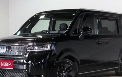 Honda Stepwgn, 2022 год, 2 000 000 рублей, 1 фотография